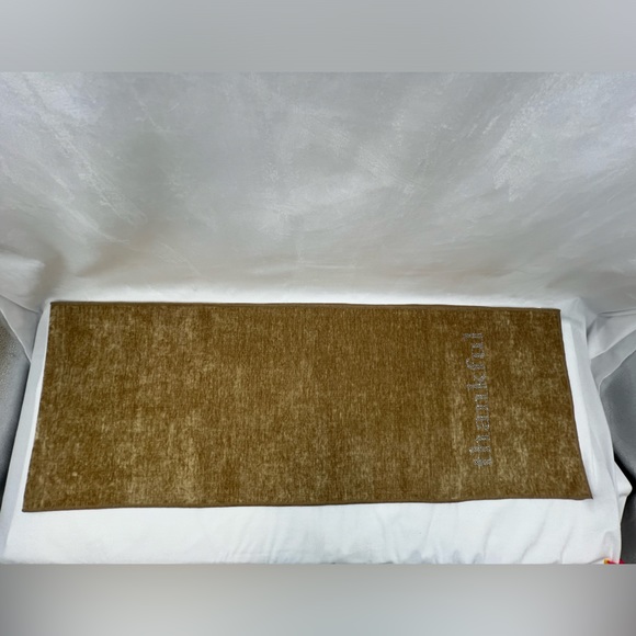 Thankful Table Runner - Picture 5 of 7